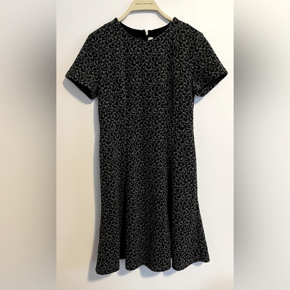 Loft short sleeve A-line patterned dress size 4 - Picture 2 of 9